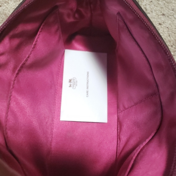 COACH Cosmetic Case - Picture 4 of 6